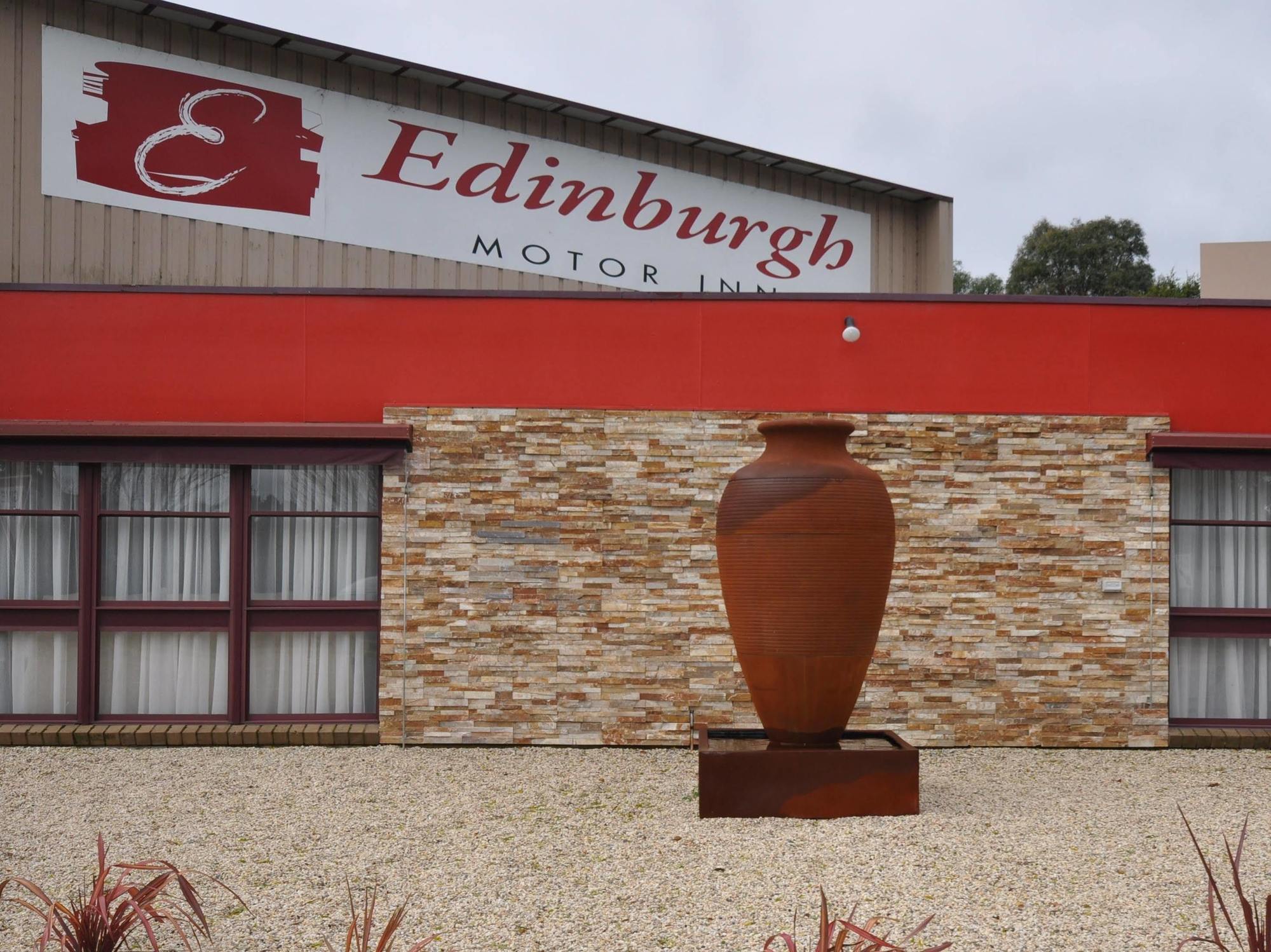 Edinburgh Motor Inn Warragul Exterior foto